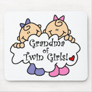 Mormor på Twin Girls Tshirts och Gifts Musmatta