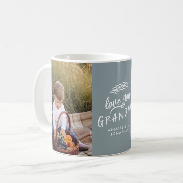 Mormor-presentfotobarnbarn - enkel typografi kaffemugg (Framsida vänster)
