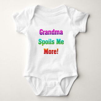 Mormor spoils mig mer tee