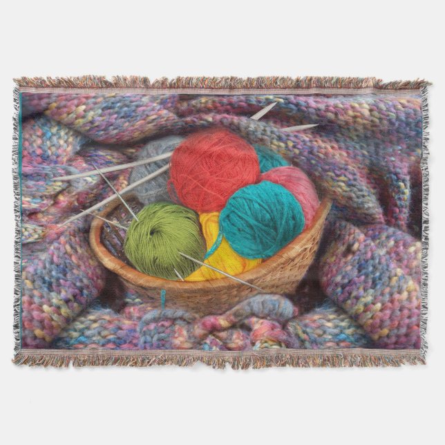 Mormor stickar mysfilt (Framsidan)