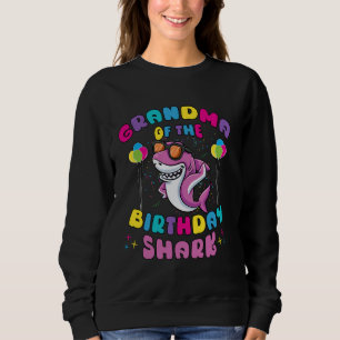 Mormor till födelsedagsbarnet hajfest familjemadra t shirt