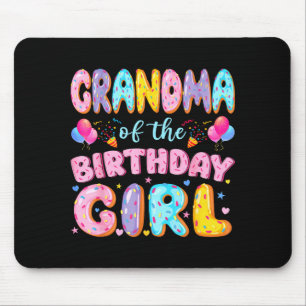 Mormor till födelsedagsflickan söt munk födelsedag musmatta