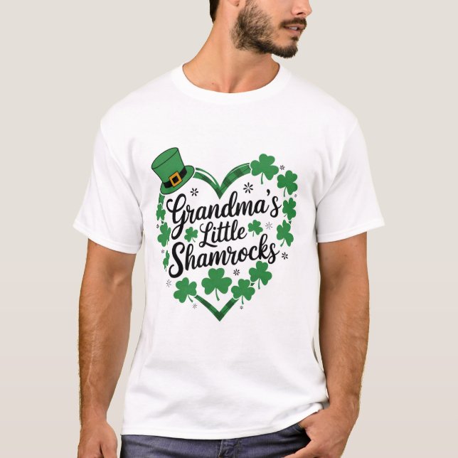 Mormor's Lucky Shamrocks T Shirt (Framsida)
