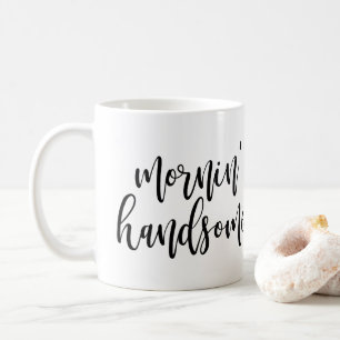 Mornin skrivar stiligt svart handskrivet kaffemugg