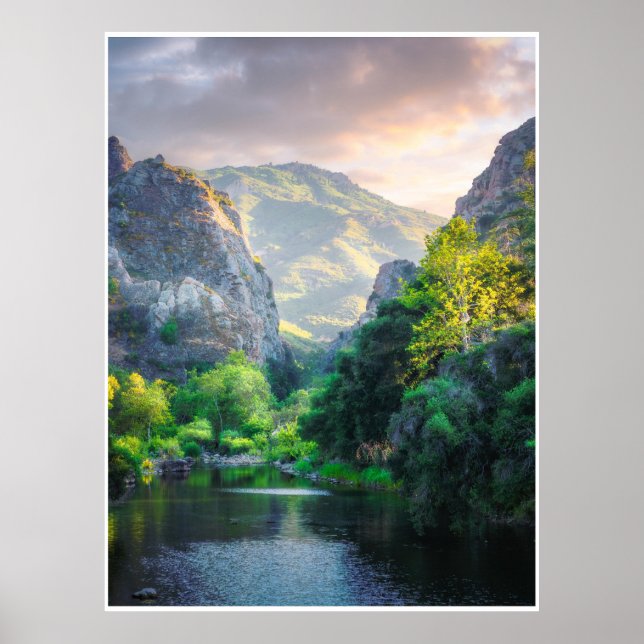 Morning Light Through the Canyon Poster (Framsidan)