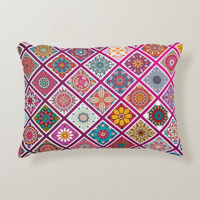 Moroccan Bohemian Mandala Tiles Prydnadskudde (Framsidan)