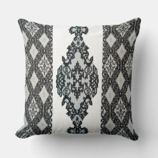 Moroccan Embroidery Pillow Kudde