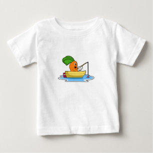 Morot i båtar vid fiske med fiskstav t shirt