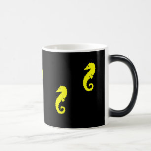 Morphing för havGlow_Yellow Seahorse Magisk Mugg