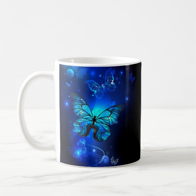 Morpho Butterfly i Mörkens bakgrund Kaffemugg (Vänster)