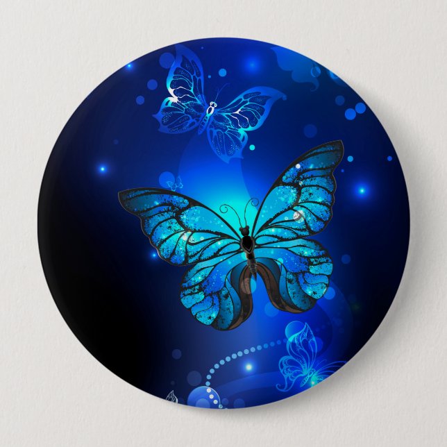 Morpho Butterfly i Mörkens bakgrund Knapp (Framsida)