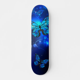 Morpho Butterfly i Mörkens bakgrund Mini Skateboard Bräda 18,5 Cm