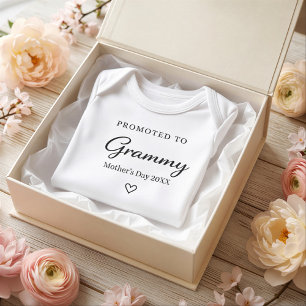 Mors dag Graviditet Upptäckt Present för Grammy T Shirt
