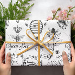 Mors dag Queen Bee och Flowers Presentpapper<br><div class="desc">Gör dina gåvor lämpliga för royalty med vår exquisite "Mor's Day Queen Bee and Flowers Wrapping Papper". Handdragen av Nathalie Portet i rik Black bläck, eleganten innehåller utförliga återgivningar av en stor bidrottning, en krona som flyter ovanför henne, omgiven av ömtåliga körsbärsprodukter, hibiscus, vilda blommor med mera. Det invecklade bilder...</div>