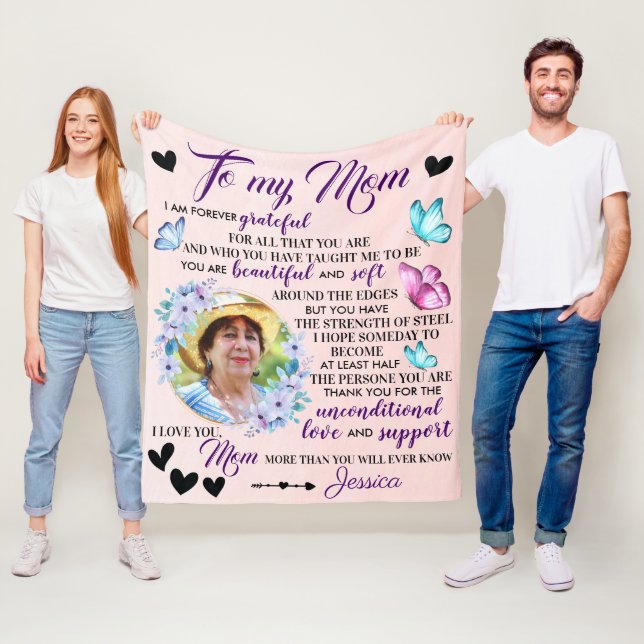 Mors dag som säger och citerar från dottern till M Fleecefilt (På plats)