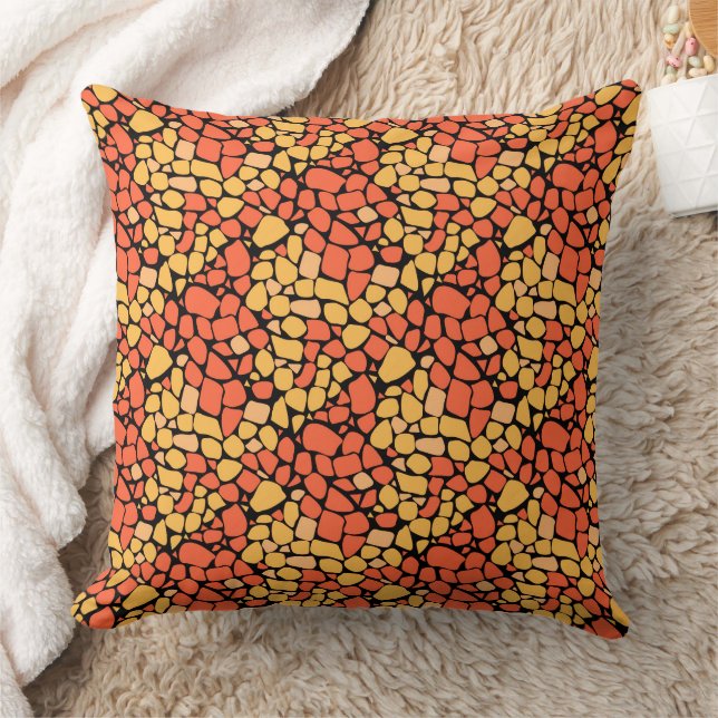 Mosaic abstract pattern tile yellow orange black kudde (Filt)