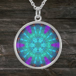 Mosaic Kaleidoscope Flower Blue Lila and Red Sterling Silver Halsband<br><div class="desc">Den här mosaiska kaleidoskopdesignen har briljanta blå,  lila och röda plattor. En levande geometrisk design inspirerad av fractaler,  mandalas och nedfläckad glasmosaik. Skaffa den här vackra trippy-designen nu och lägg till lite groovy färg till ditt liv!</div>