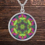 Mosaic Kaleidoskop Flower Grönt Rosa and Lila Sterling Silver Halsband<br><div class="desc">Den här mosaiska kaleidoskop-designen har fantastiska grönt-,  lila- och rosa-plattor. En levande geometrisk design inspirerad av fractaler,  mandalas och nedfläckad glasmosaik. Skaffa den här vackra trippy-designen nu och lägg till lite groovy färg till ditt liv!</div>