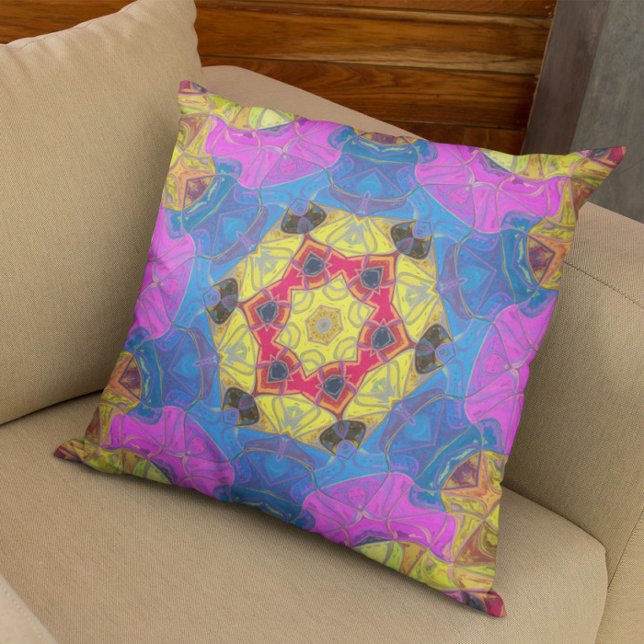 Mosaic Mandala Flower Rosa Gult and Blue Kudde (Skapare uppladdad)