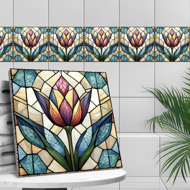 Mosaikglas av nedfläckad av tulippblommor kakelplatta (Skapare uppladdad)