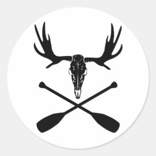 Mose Skull och Crossed Paddles Runt Klistermärke