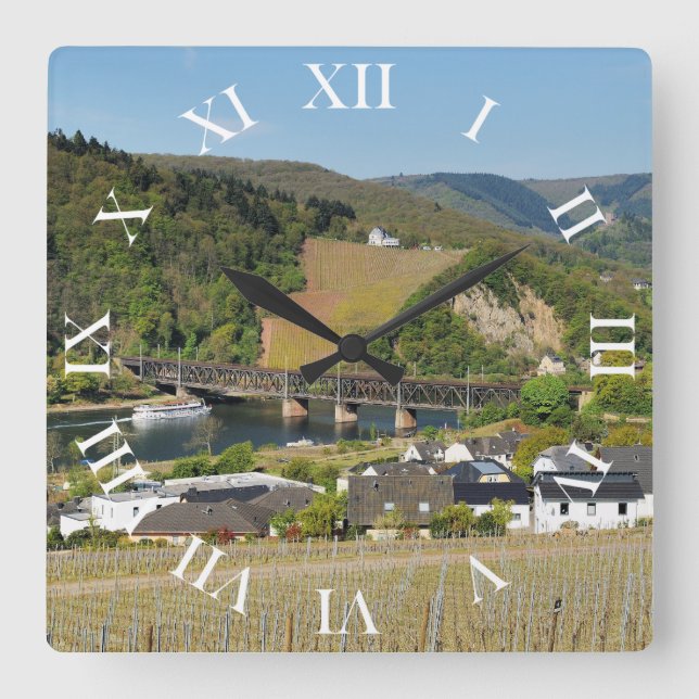 Moselbrücke bei Bullay Fyrkantig Klocka (Framsida)