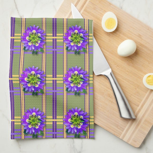 Moss Green with Purple Flowers Kitchen Towels Kökshandduk (Vikt i Fjärdedel)