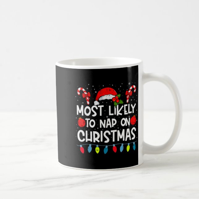 Most Likely To Nap On Christmas Family Crew Christ Kaffemugg (Höger)