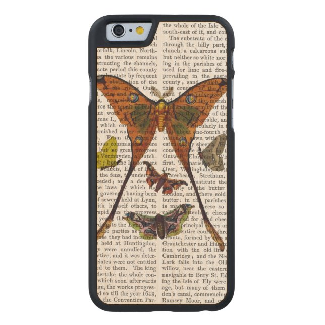 Moth Plate 2 Carved Wood iPhone Skal (Baksidan)