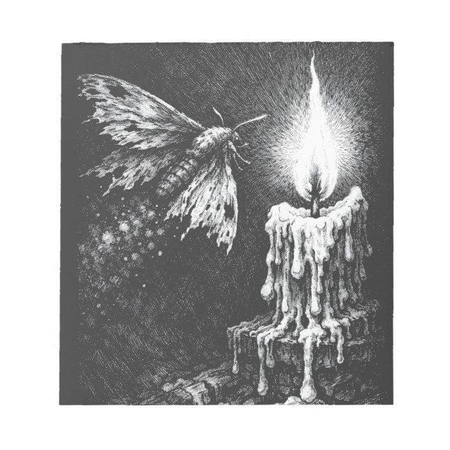 Moth to the Flame — av BurnsInHell Anteckningsblock (Framsida)