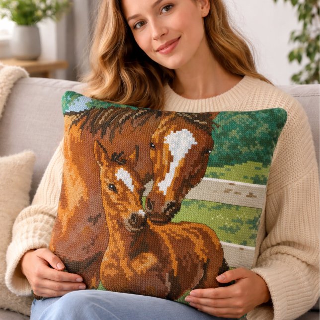 Mother Baby Horse Cross Stitch Style Kudde (Skapare uppladdad)