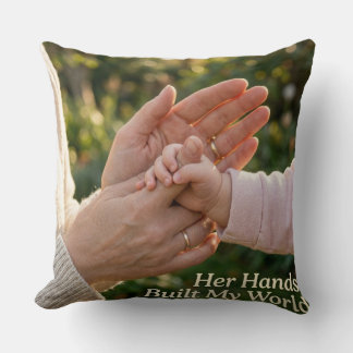 Mother’s Hands Holding Child | Emotional Sacrifice Kudde