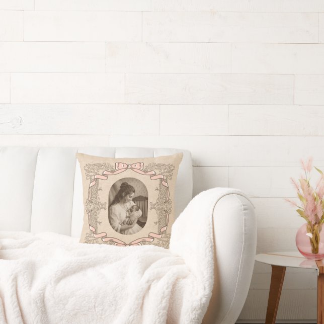 Mothers Day Vintage Coquette Pink Bow Frame Kudde (Soffa)