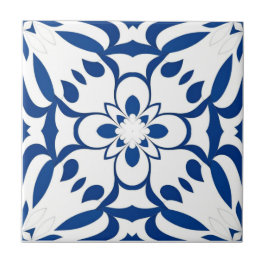 Motif bleu sur fond blanc kakelplatta