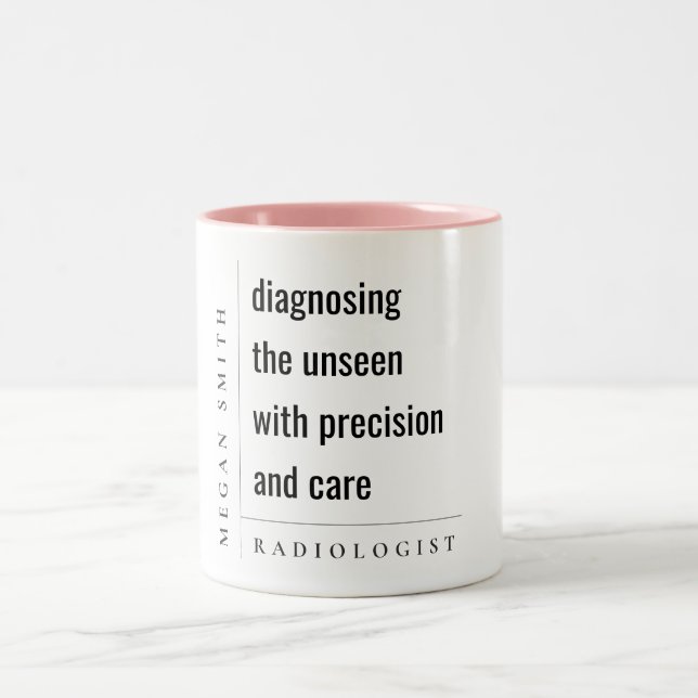 Motiv kortsiktig radiologist med låg Chic Två-Tonad Mugg (Center)