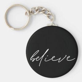 Motiverande, tro handskrivet vitt skript nyckelring