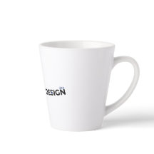 Motiverande vit keramikkopp av GJA Design