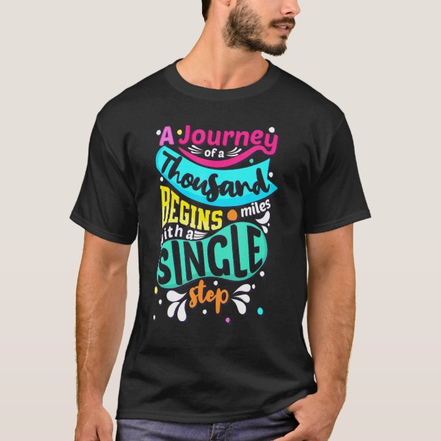 Motivering av citat från Lao Tzu T Shirt (Framsida)