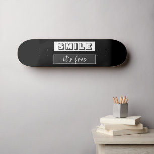 Motiveringscitat Smile det är fri avslappnad svart Mini Skateboard Bräda 18,5 Cm