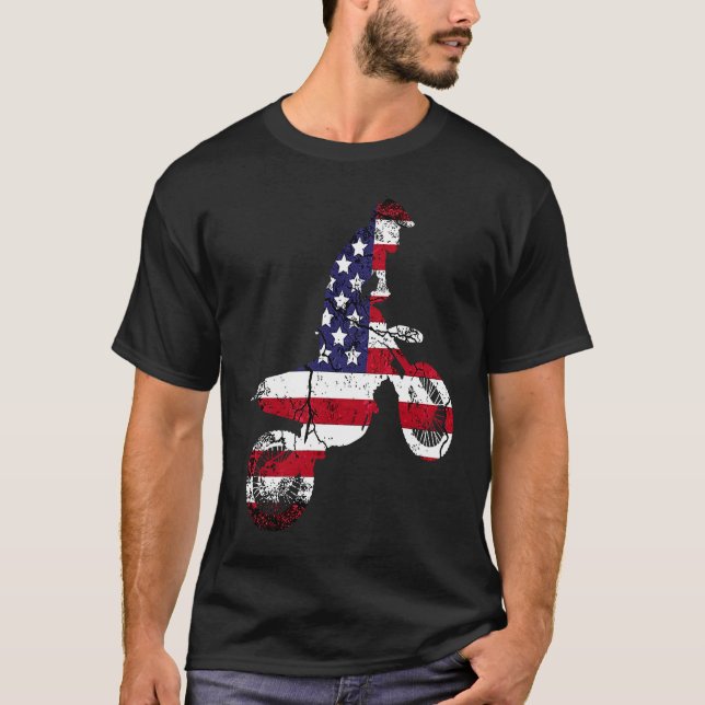 Motocross Dirt Bike American Flag  Brap Dad Father T Shirt (Framsida)