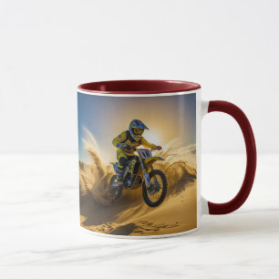 Motocross Rider Riding i Dunes Mugg