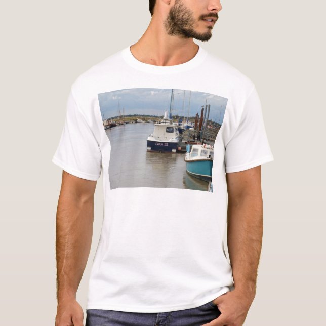 Motorbåt Catch 22 Tee Shirt (Framsida)