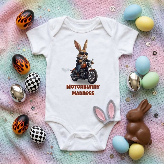 Motorbunny Madness - Cute Biker Rabbit Motorcycle T Shirt (Skapare uppladdad)