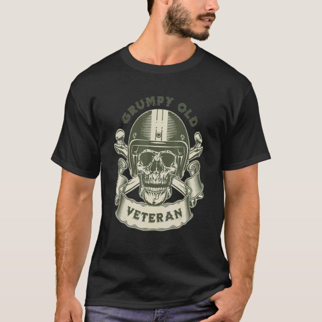 MOTORCYCLE GRUMPY OLD VETERAN   Retirement T Shirt (Framsida)