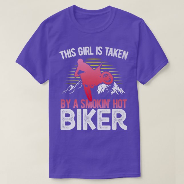 Motorcykelns Biker den här flickan tas av en rökar T Shirt (Design framsida)