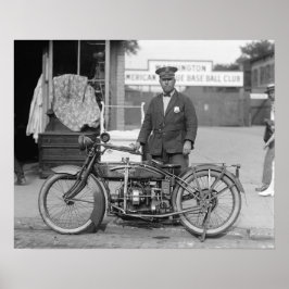 Motorcykelpolis, 1922. Gammalt foto Poster