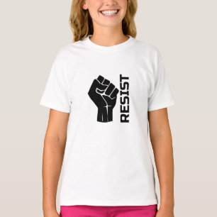 Motstå med näven - i svart 0002 t shirt