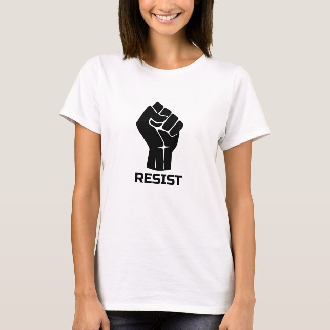 Motstå med näven - i svart t shirt (Framsida)