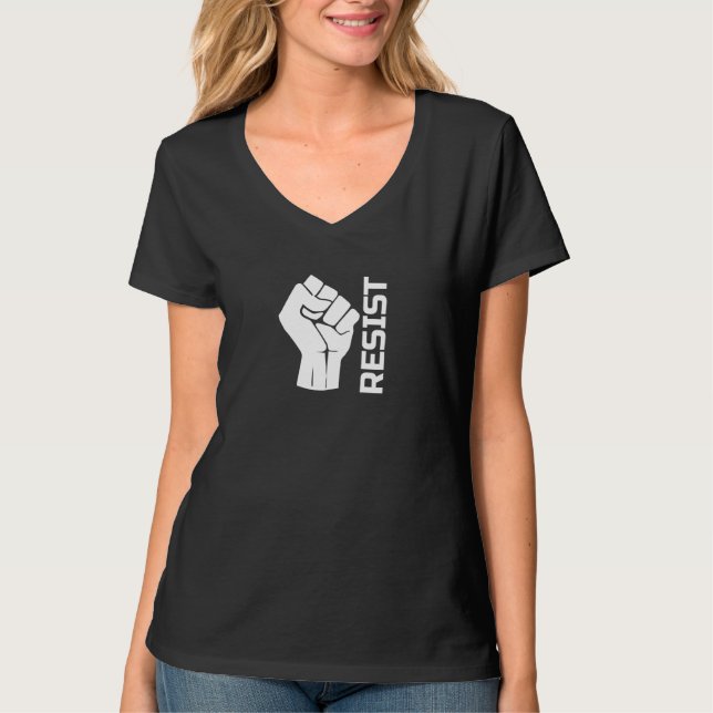Motstå med näven - i vitt 0002 t shirt (Framsida)