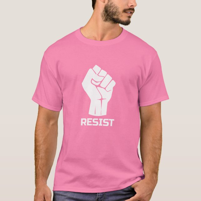 Motstå med näven - i vitt t shirt (Framsida)